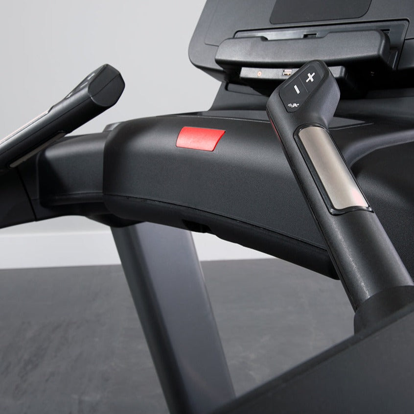 Club Series Treadmill - Yen Yoga & Fitness review and price